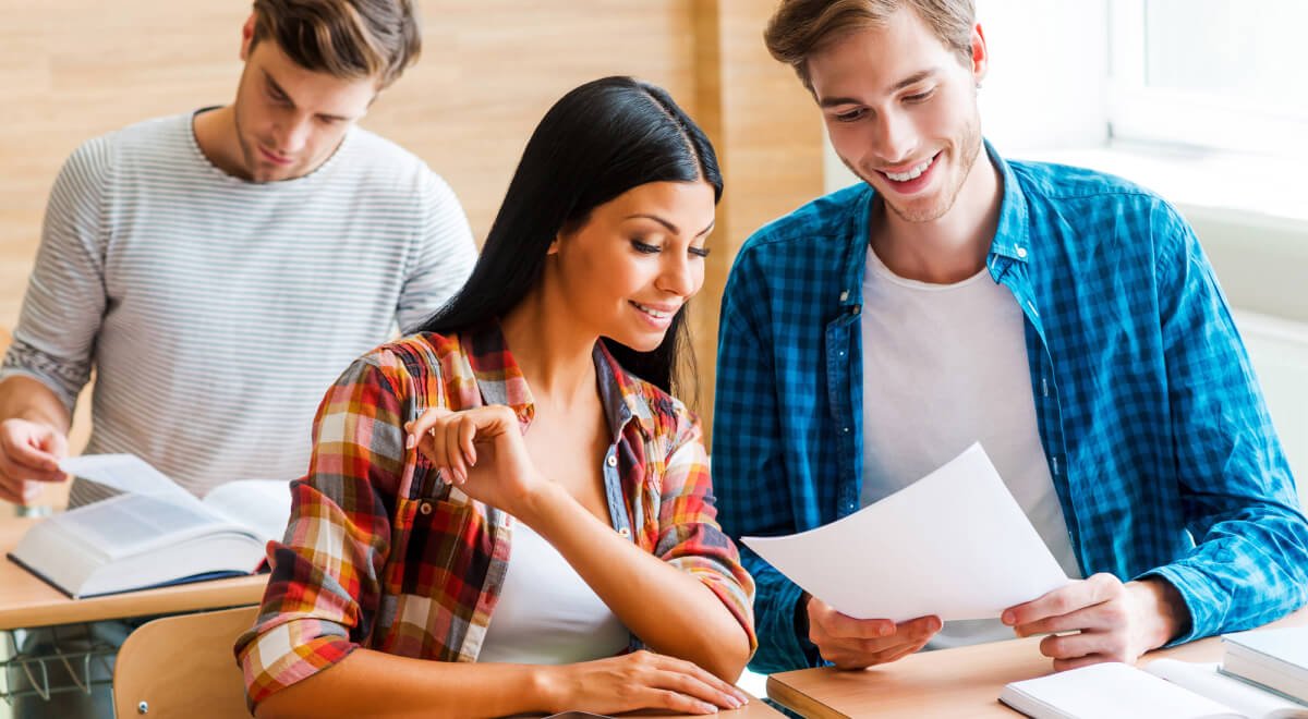 Nominate a teacher who made a difference through Faral’s Greatest High School Teacher contest